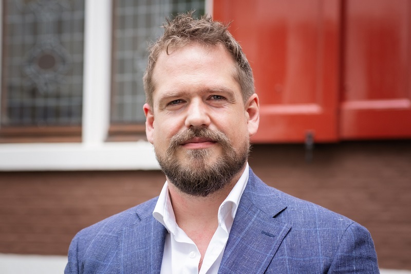 Trouwambtenaar Hans Krukkert