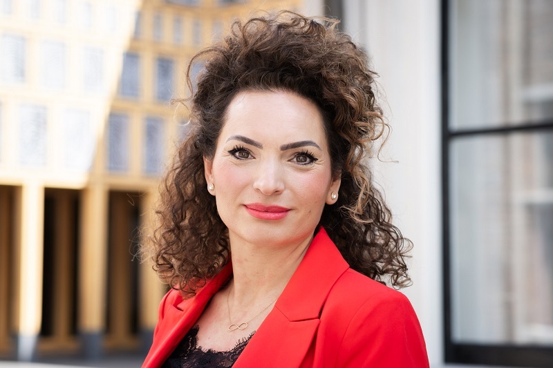 Trouwambtenaar Selma Mermer